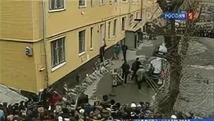 Листьев адрес