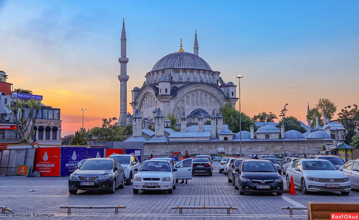 транспорт турции. такси турция аэропорт. российские автомобили в стамбуле. местный колорит стамбула. дуттепе район стамбула.