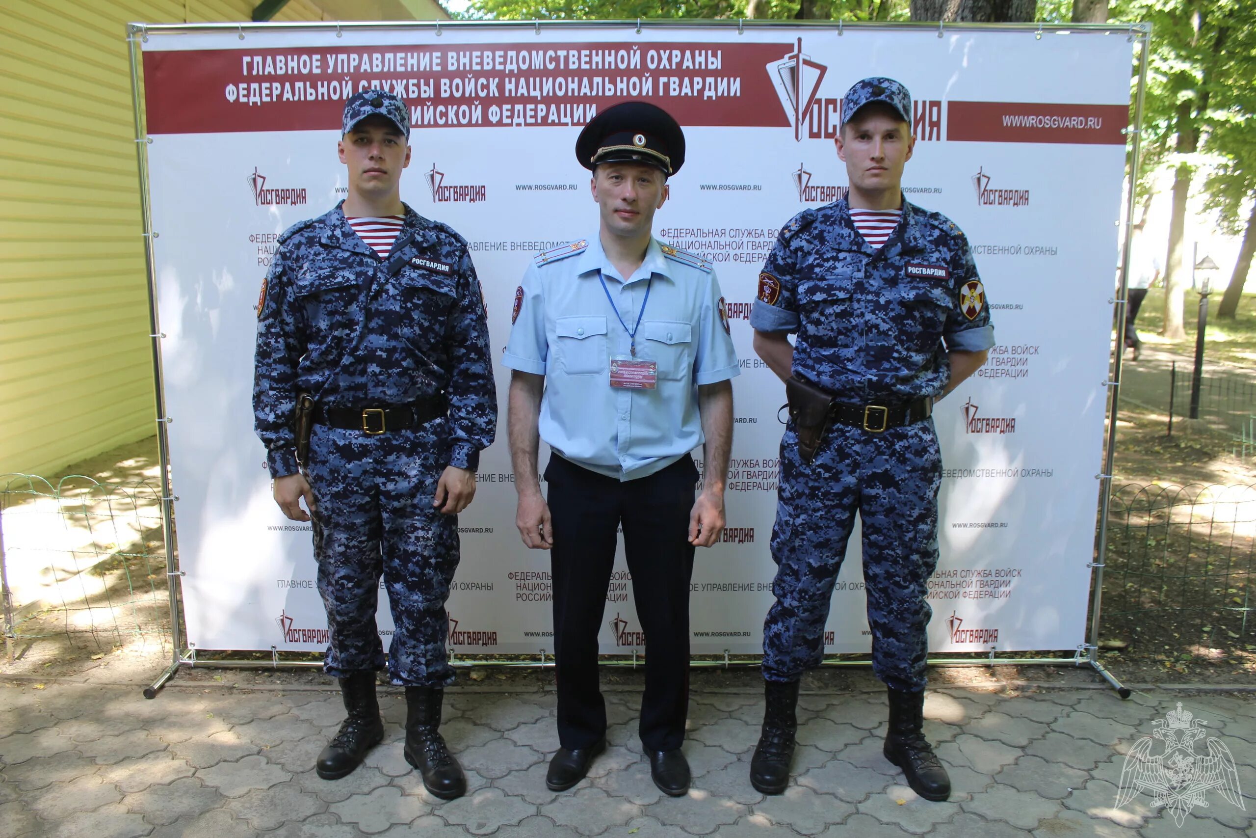 Народов росгвардия. Форма ВНГ вневедомственной охраны. Новая форма ВНГ вневедомственной охраны. Форма Россгвардии ово. Новая форма ово ВНГ.