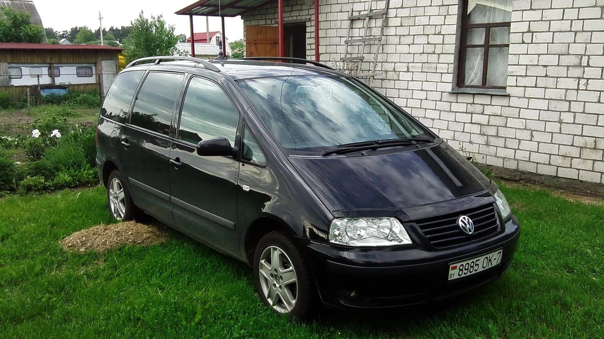 Купить фольксваген шаран в беларуси. Фольксваген Шаран 1. VW Sharan 2001 1.9 TDI. Volkswagen Sharan 1.9 (115 л.с.). Фольксваген Шаран 1999 1.9 тди.