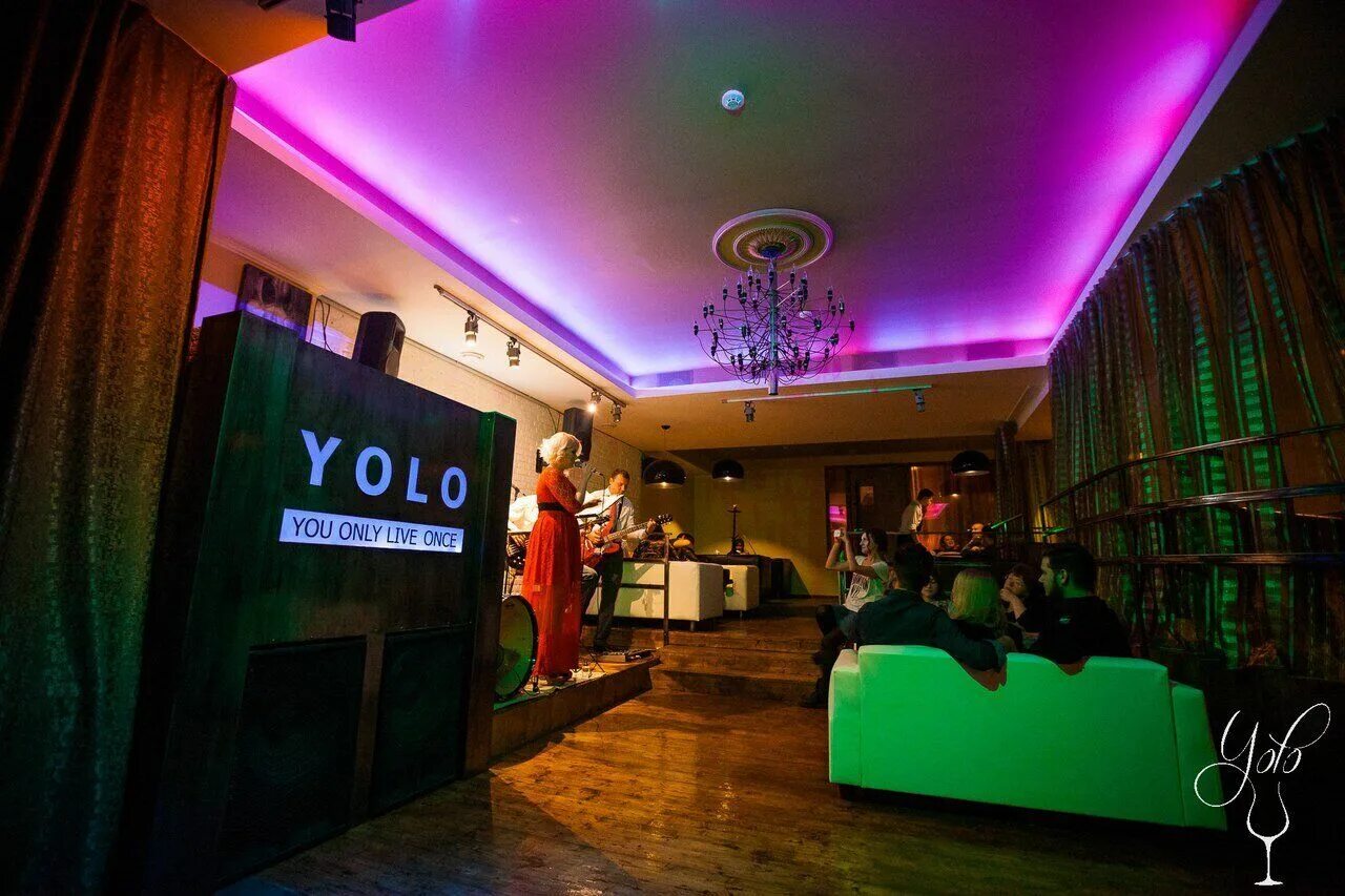 Yolo эскиз. Йоло фото. Yolo что значит. Йоло манирокизо. Yolo.