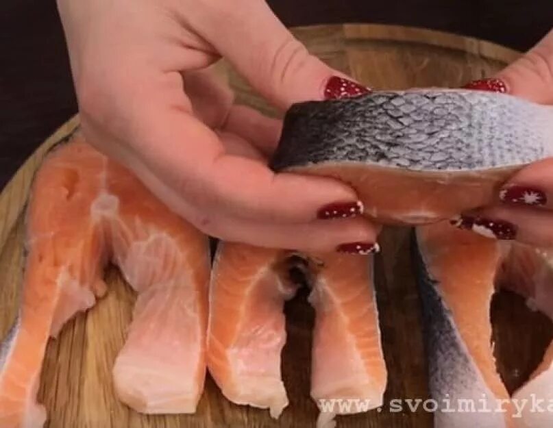 Как почистить свежую форель