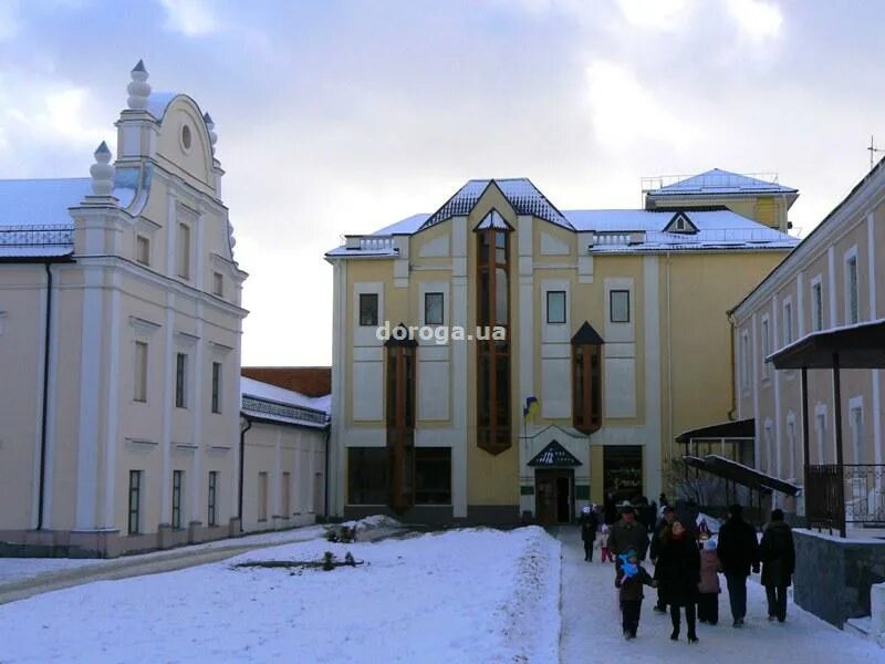 дом музей пирогова в виннице. областной краеведческий музей в виннице. винницкий областной краеведческий музей. иезуитский монастырь винница. имение вишня пирогова.