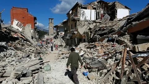 The earthquake destroyed many