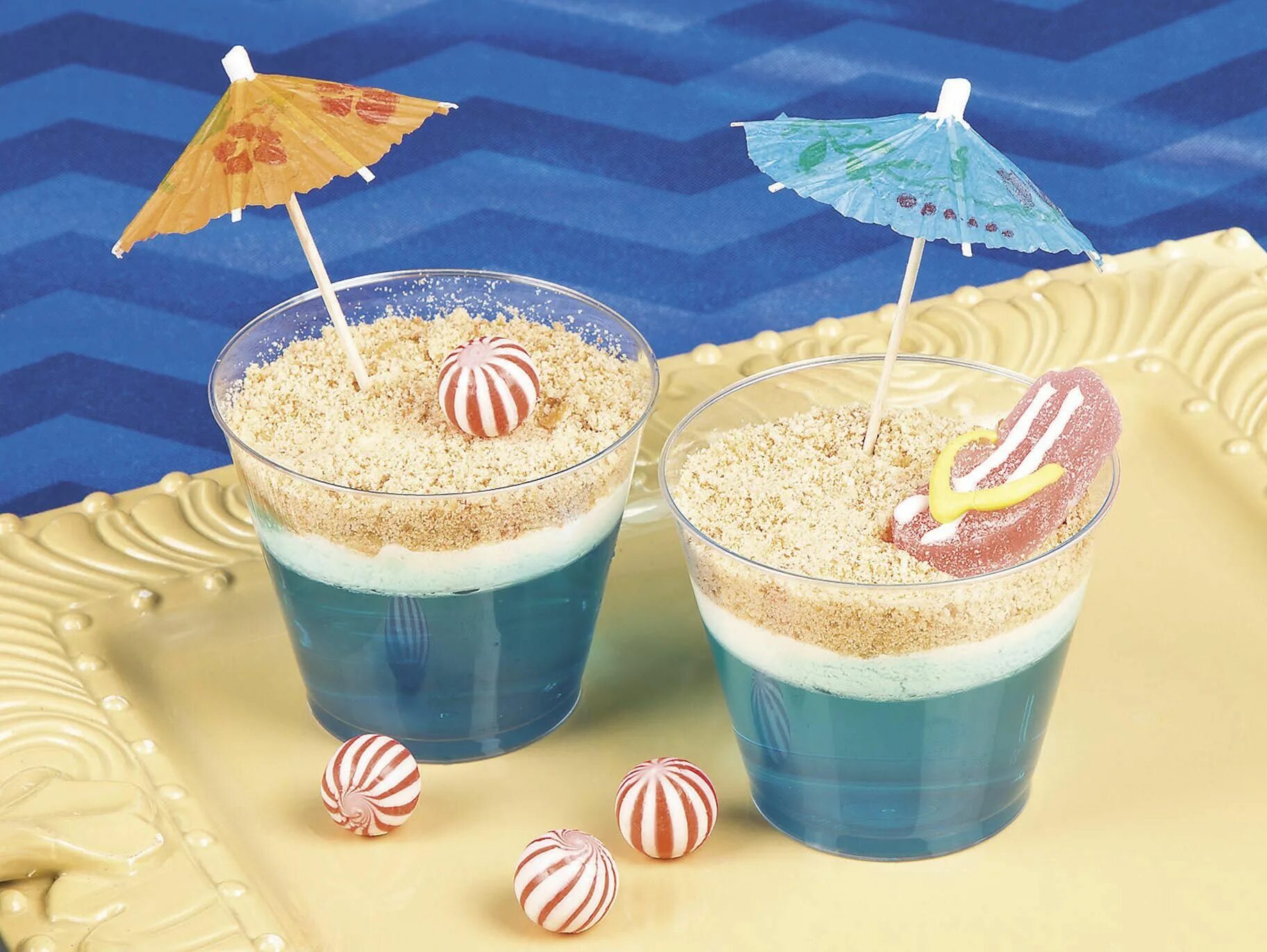 Сладости с моря. Десерт на морскую тему. День рождения в пляжном стиле. Десерт в морском стиле. Десерты в гавайском стиле.