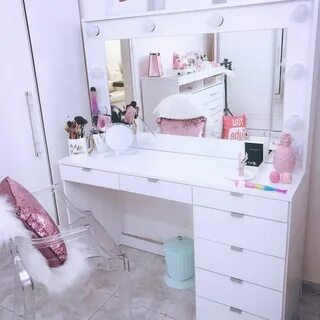 Туалетный столик для подростка