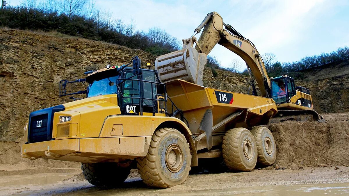 Сат жпт. Caterpillar 745с. сочлененный самосвал катерпиллер. сат 745. катапиллар 745.