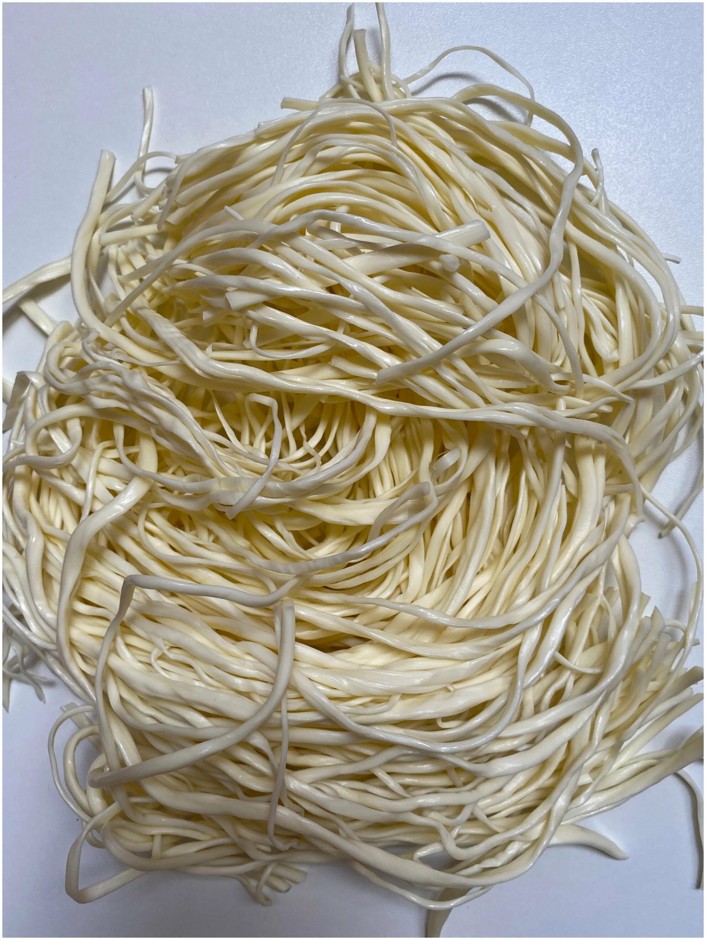 Сыр президент косичка чечил белый. Чечил белый. Чечил белый. Сыр чечил молочный. Чечил белый.