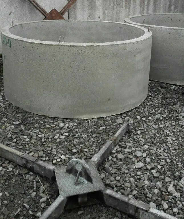 Кольца бетонные для канализации 1500мм цена. Кольца ЖБИ 2м Валуйки. Кольцо ЖБИ D-2200мм. Кольца ЖБИ 2м. Кольцо ЖБИ 2.5 метра.