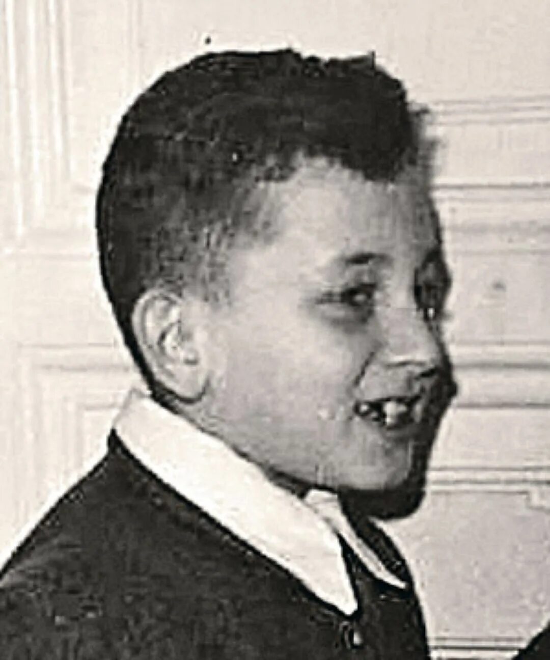 Школьник гангстер. Дети с дцп фото. Школьник толя. Дошкольники с дцп. Школьник толя.