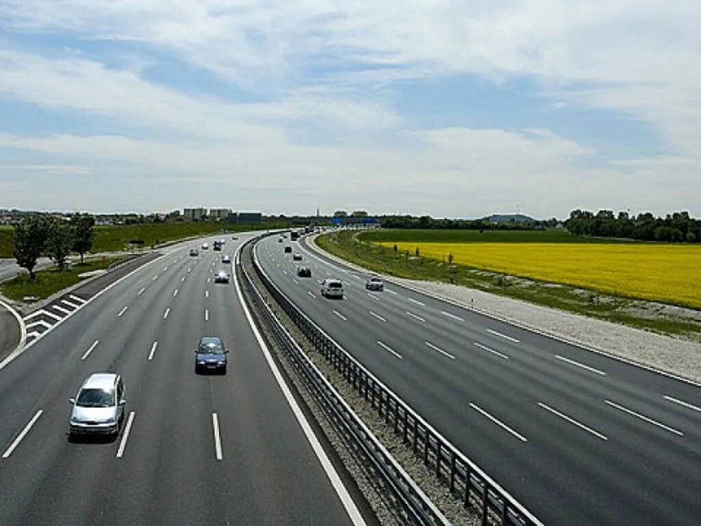 Скоростные дороги россии. Автобан Германия. Автобан 4 Германия. Дороги в Германии Автобан. Румыния Автобан.