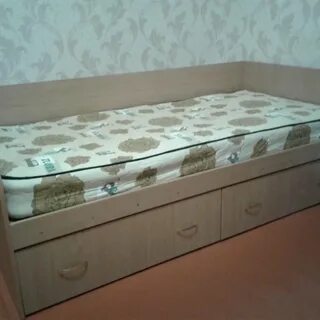 Кровать полуторка
