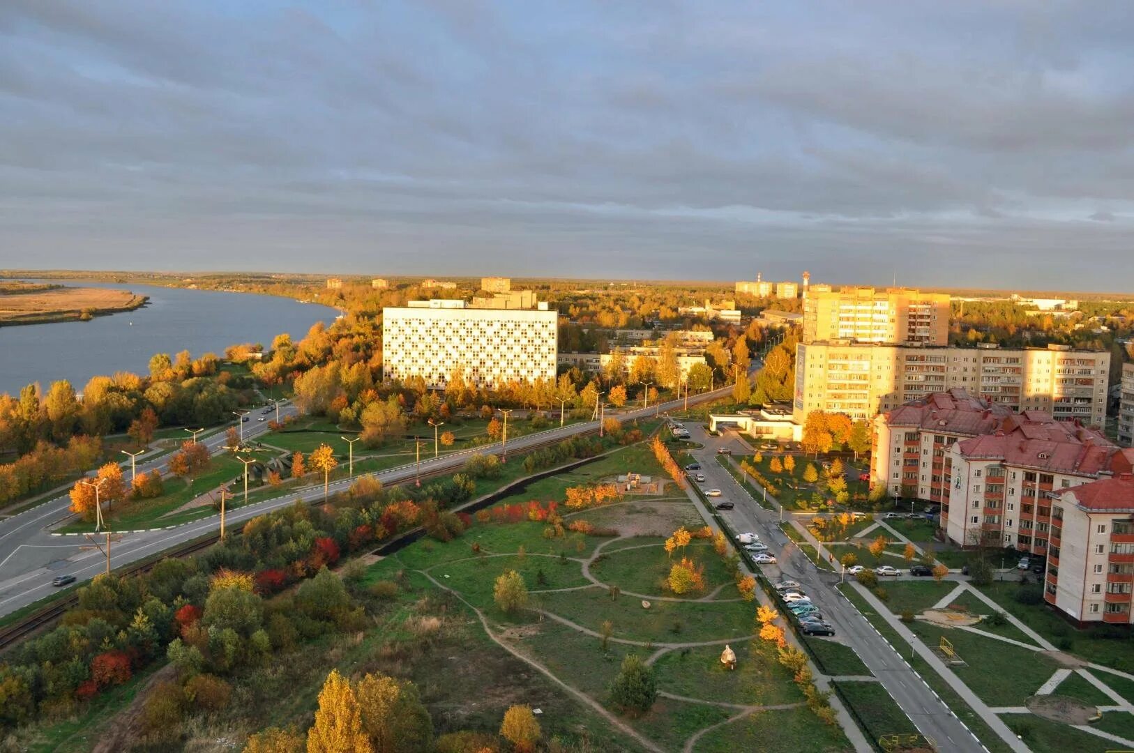 Сайт дубна московская область. Дубна город. Дубна (Московская область). Улица Московская Дубна. Дубна Московская область центр города.