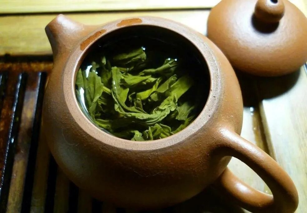 Правильная заварка. Зеленый чай. Заварка чая. Зеленый чай заварка. Китайский чай.