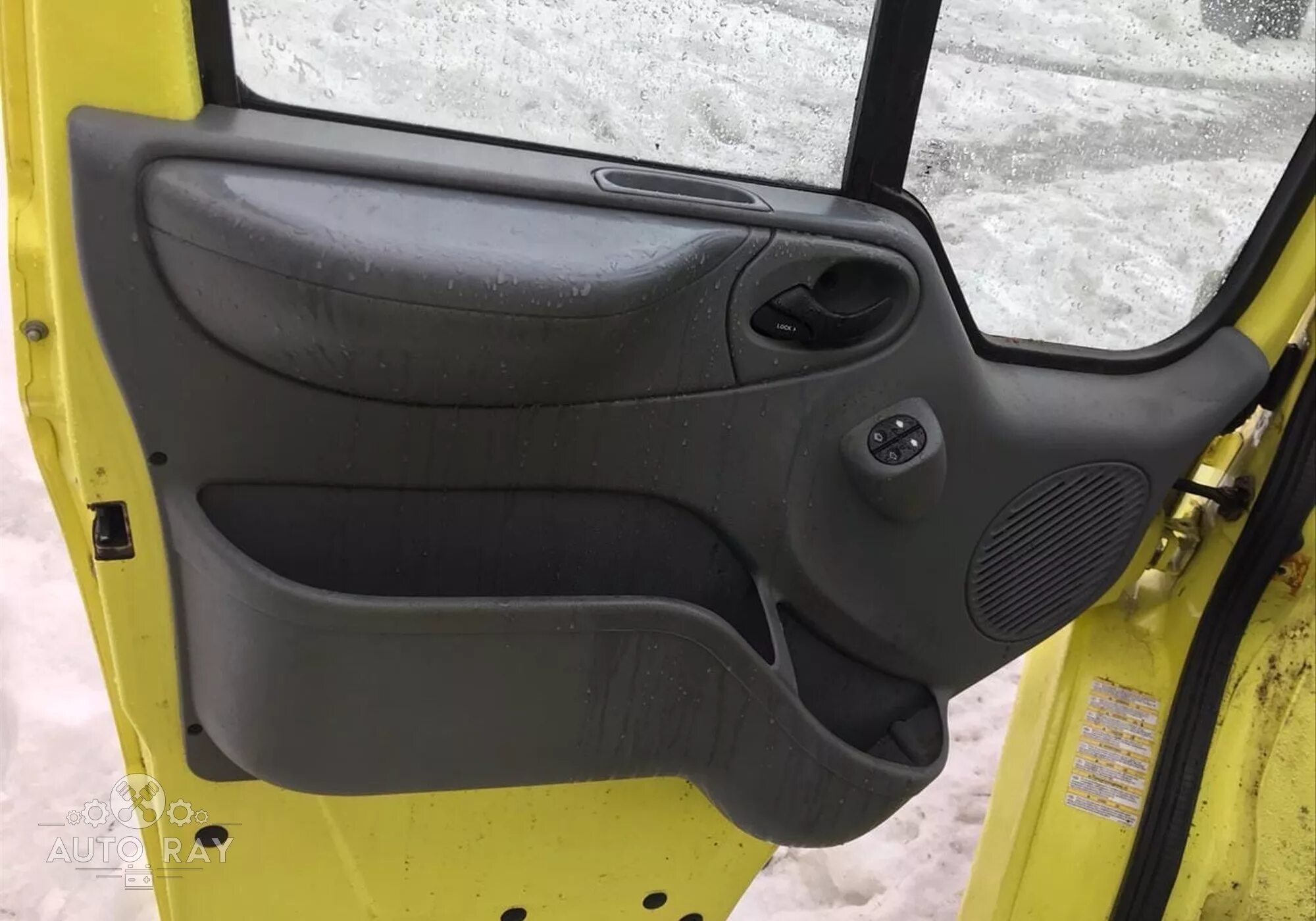 Обшивка двери ford transit 2004. Обшивки задних дверей форд коннект. Обшивка двери ford transit 2008. Обшивка двери ford transit 2008. Обшивка левой передней двери форд транзит.