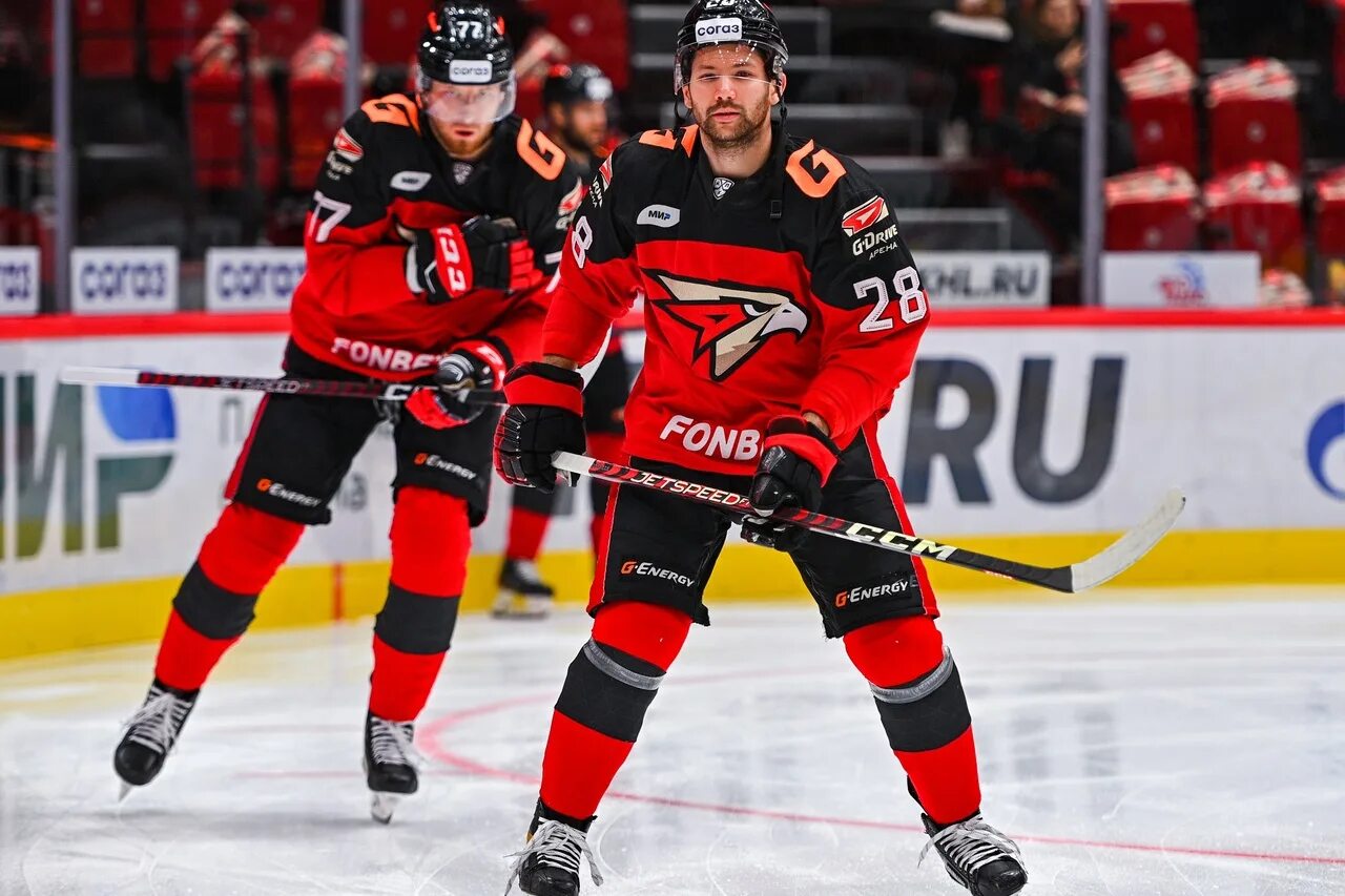 13 октября омск. 13 октября омск. авангард омск 1995. омск, ул. дтп омская область россии.