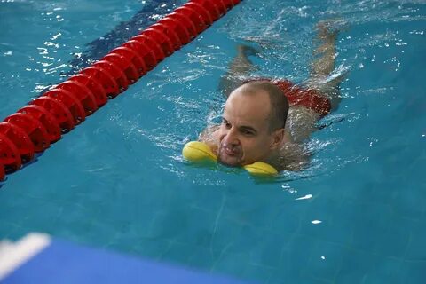 Паралимпийский чемпион по плаванию