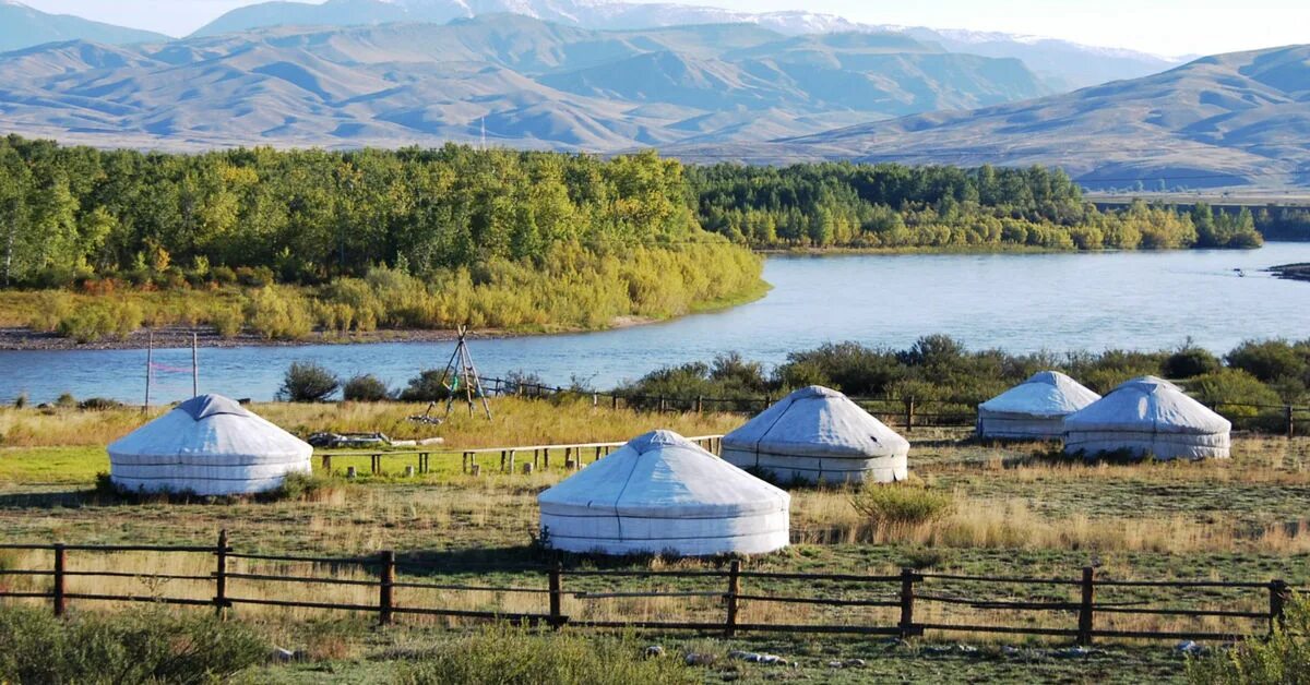 Тыва отдых. Конный туризм тыва. Горы алдын булак в тыве. Алтын булак тыва. Тыва отдых.