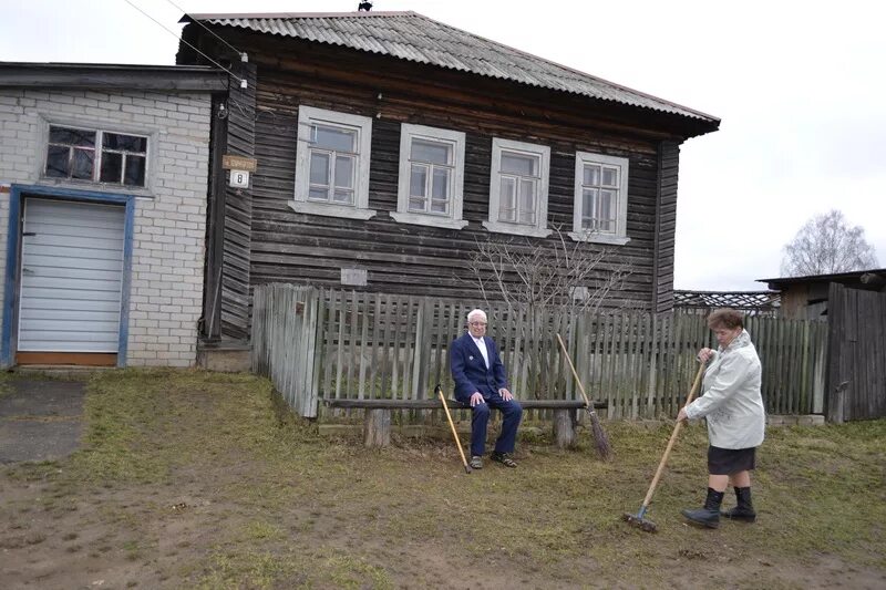 Погода в черной холунице на 10. Белая Холуница. Белая Холуница Кировская область. Черная Холуница Кировская область. Белая Холуница население 2023.