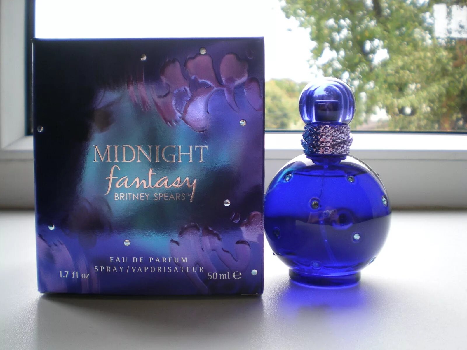 Миднайт бритни. Духи Бритни Спирс Миднайт. Britney Spears Midnight Fantasy EDP, 100 ml. Духи Бритни Спирс Fantasy Midnight. Духи Бритни Спирс Миднайт фэнтези.