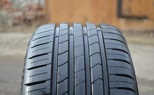 Kumho ecsta 225 45 r17. Kumho Ecsta hs51 225/45 r17. 225/45 R17 Kumho Ecsta hs51 94w XL. Ecsta hs51 225 45 17. Kumho Ecsta hs51 225/50 r17.