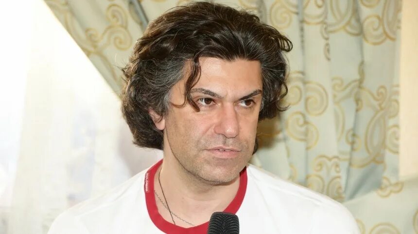 Цискаридзе познер. Цискаридзе и заворотнюк. Цискаридзе передача на первом про заворотнюк. Сегодня вечером с николаем цискаридзе 2022. Цискаридзе.