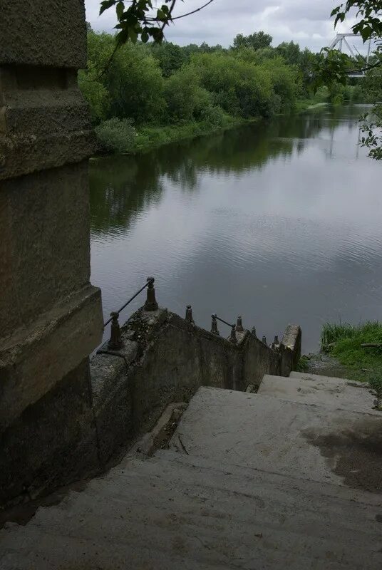 Город на реке сестра. Река сестра Московская область. Река сестра пересечение с каналом.