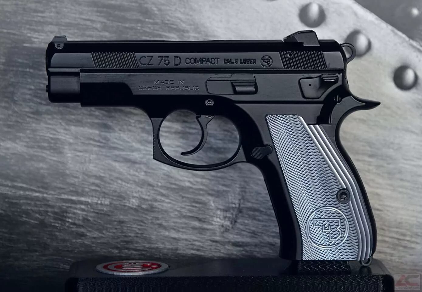 Cz 75 sp01 Compact. Cz 75 Compact боевой.