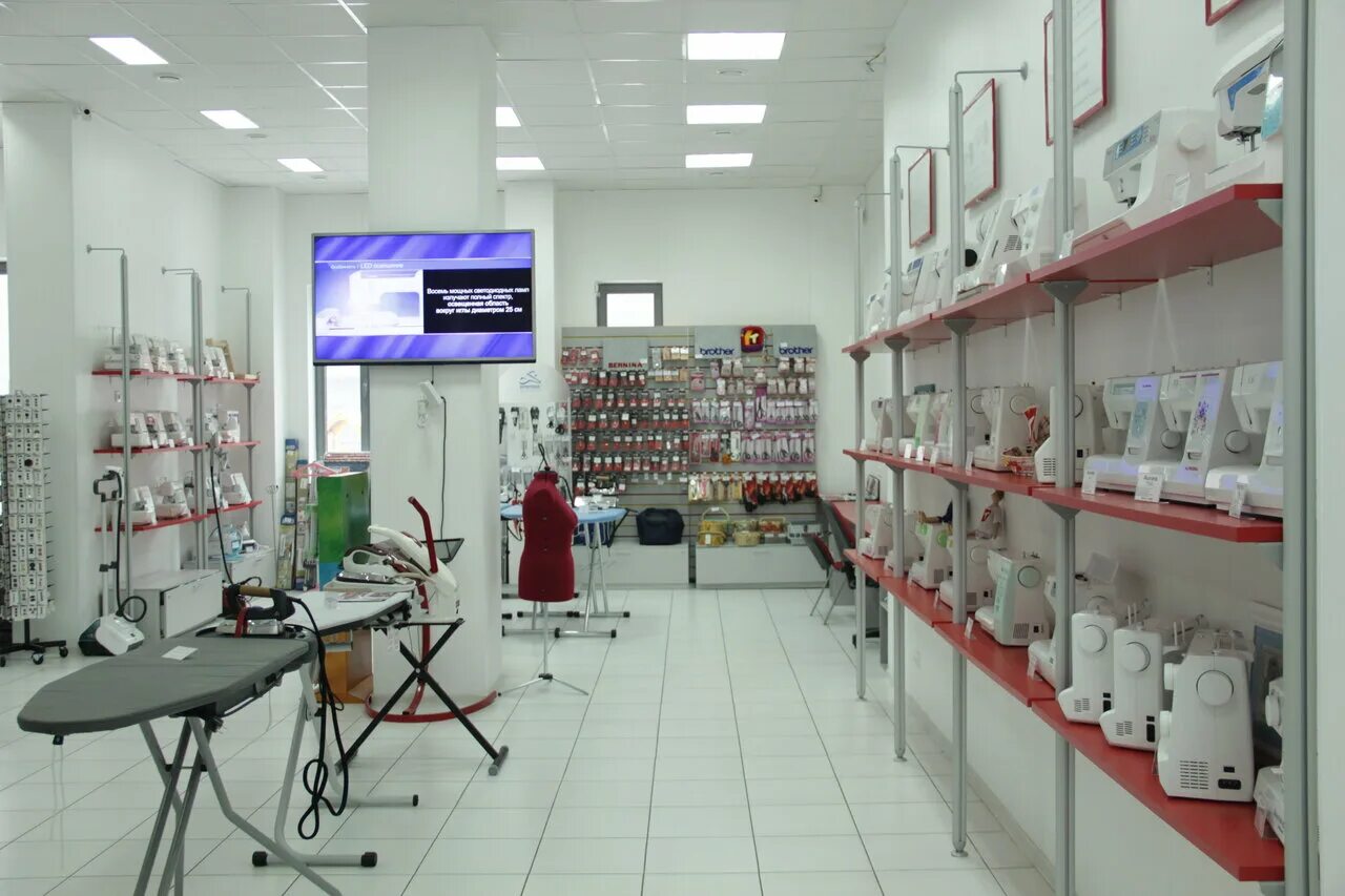 текстильторг спб. швейное торговое оборудование. текстильторг санкт-петербург. Brother ml-600. швейная машина janome escape v-15.