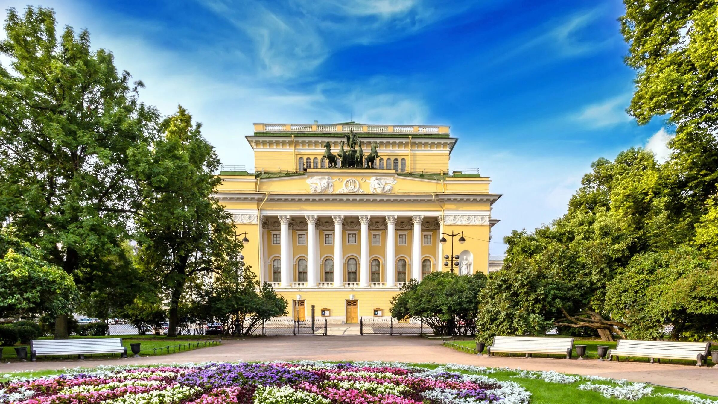 Площадь Островского Санкт-Петербург. Площадь Островского Санкт-Петербург Александринский театр. Александрийский театр площадь Островского. Площадь Островского, Санкт-Петербург, площадь Островского. Александрийский театр март