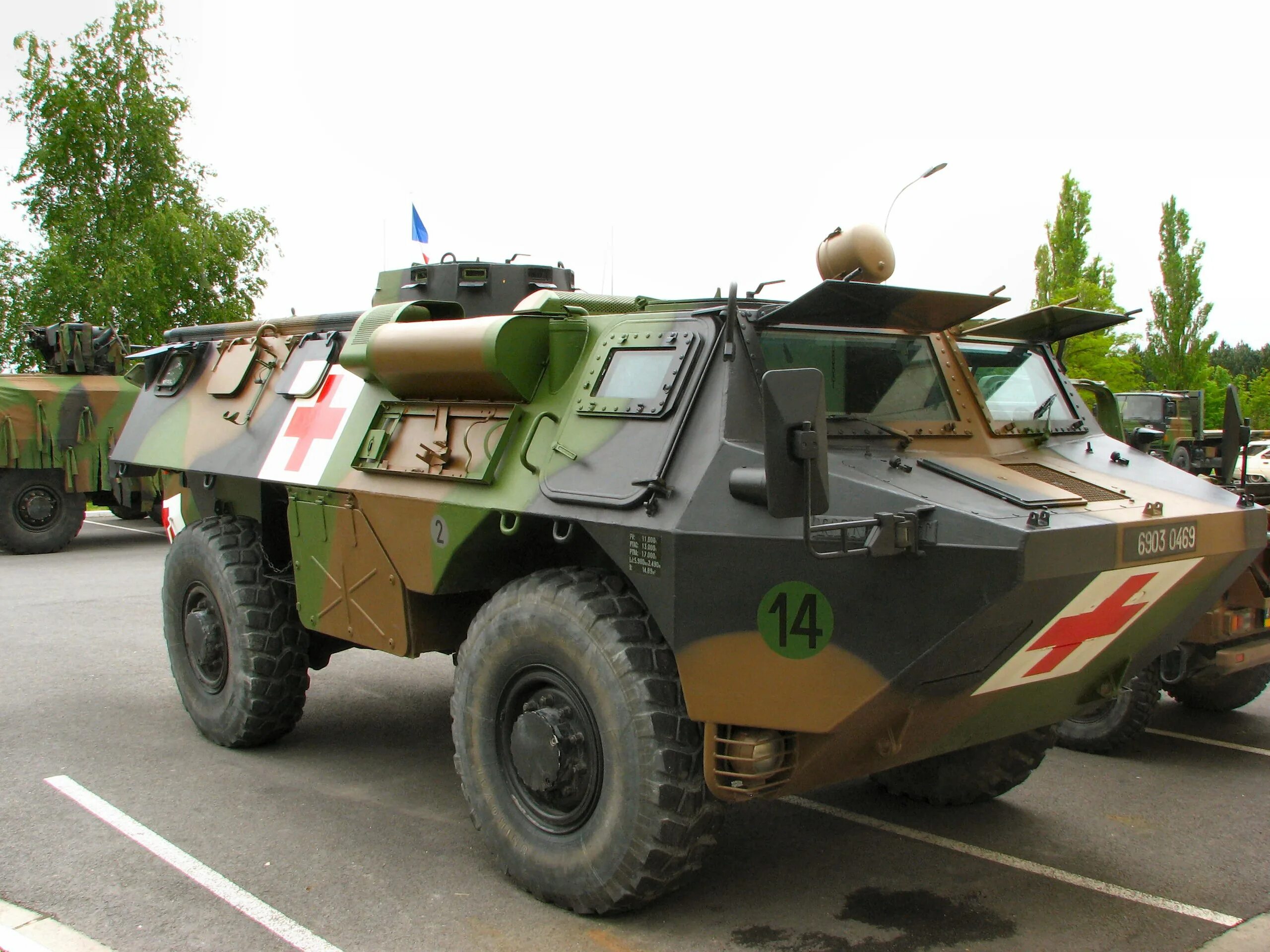 Бтр vab. VAB бронетранспортёр. БТР VAB 4x4. БТР VAB mk3. Бронеавтомобилей VAB.