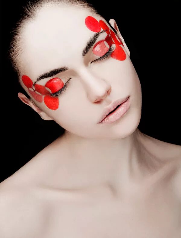 Девушка с косметикой эйвон. Make up 26. Make up 26. Макияж марины голомаздиной. Dianka_make_up26.