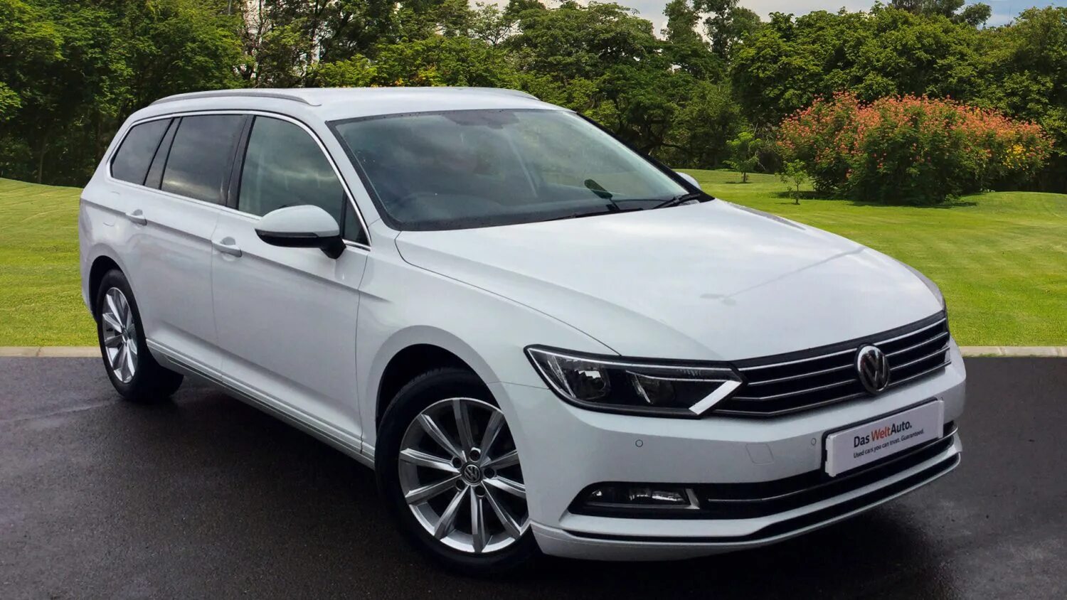 Купить дизельный фольксваген. Volkswagen Passat 2.0 TDI. Фольксваген Пассат дизель. Passat b8 2.0 TDI. Фольксваген Passat дизель.