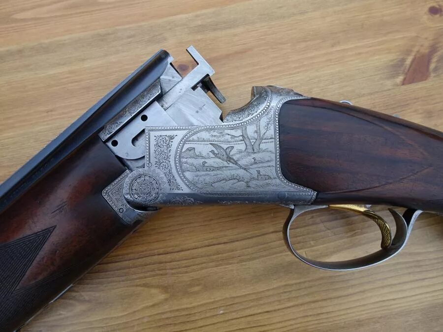 Браунинг б. Браунинг б