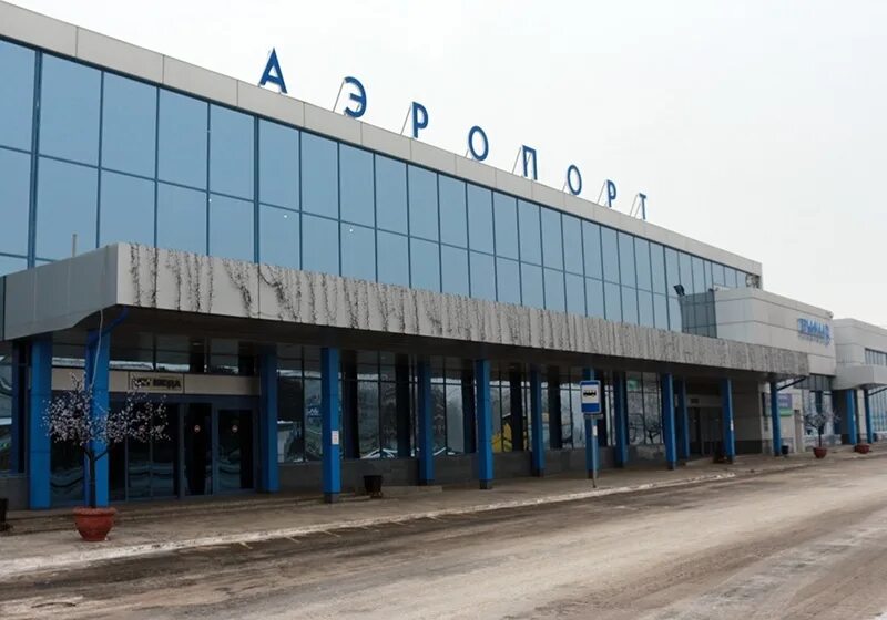 Омский аэропорт. Аэропорт Федоровка Омск. Омск Центральный аэропорт. Аэропорт Омск аэродром. Аэропорт омск телефон