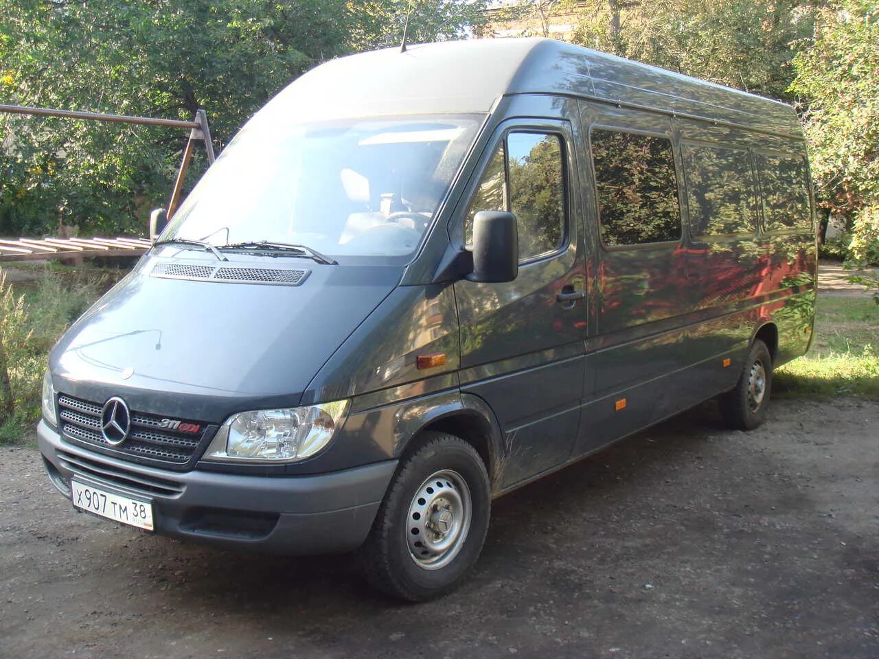 Где купить спринтер. Мерседес Спринтер 1. Мерседес Спринтер 2005. Mercedes-Benz Sprinter 313. Мерседес Бенц 313 CDI Sprinter.