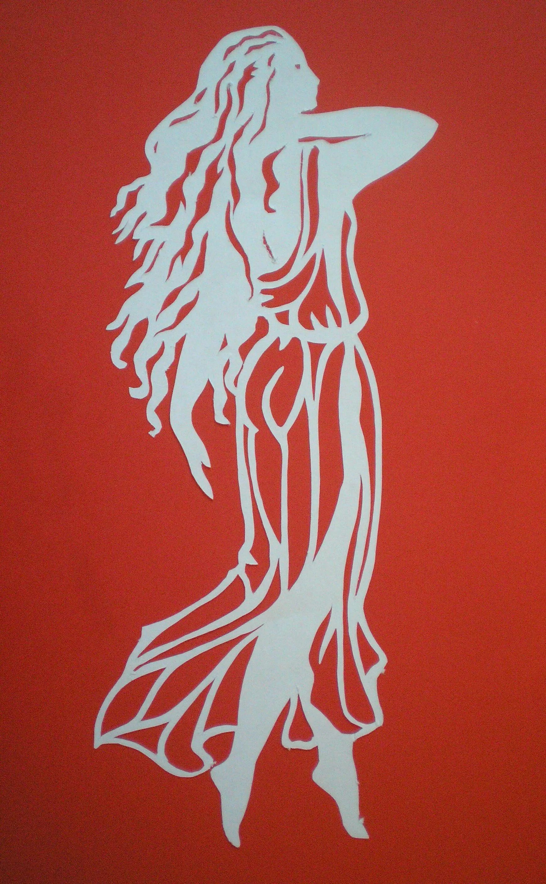 вытынанки женские образы. художественное вырезание на бумаге. вытынанка. девушка на окно трафарет. вытынанки современные.