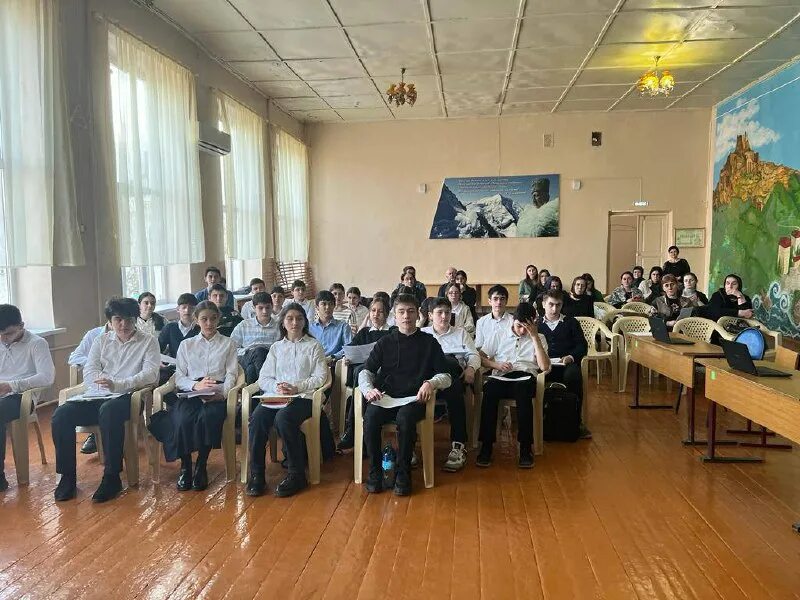 Лицей 8 класс. Лицей 8 класс. Лицей 19 майкоп. Школа 14 усть-илимск. 8 лицей майкоп.