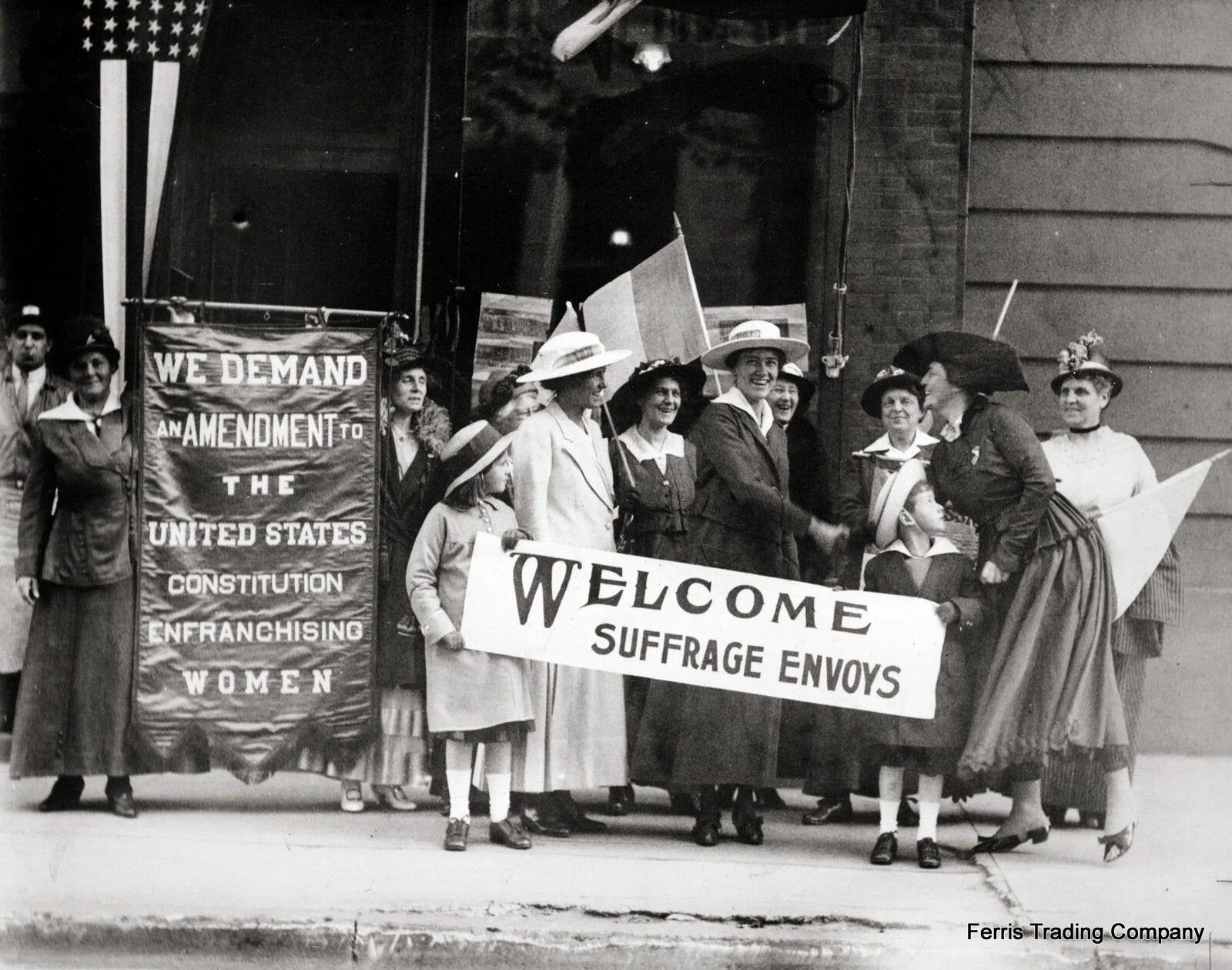 Избирательное право женщин в сша. Женское движение 1917. Борьба женщин за право голосовать.