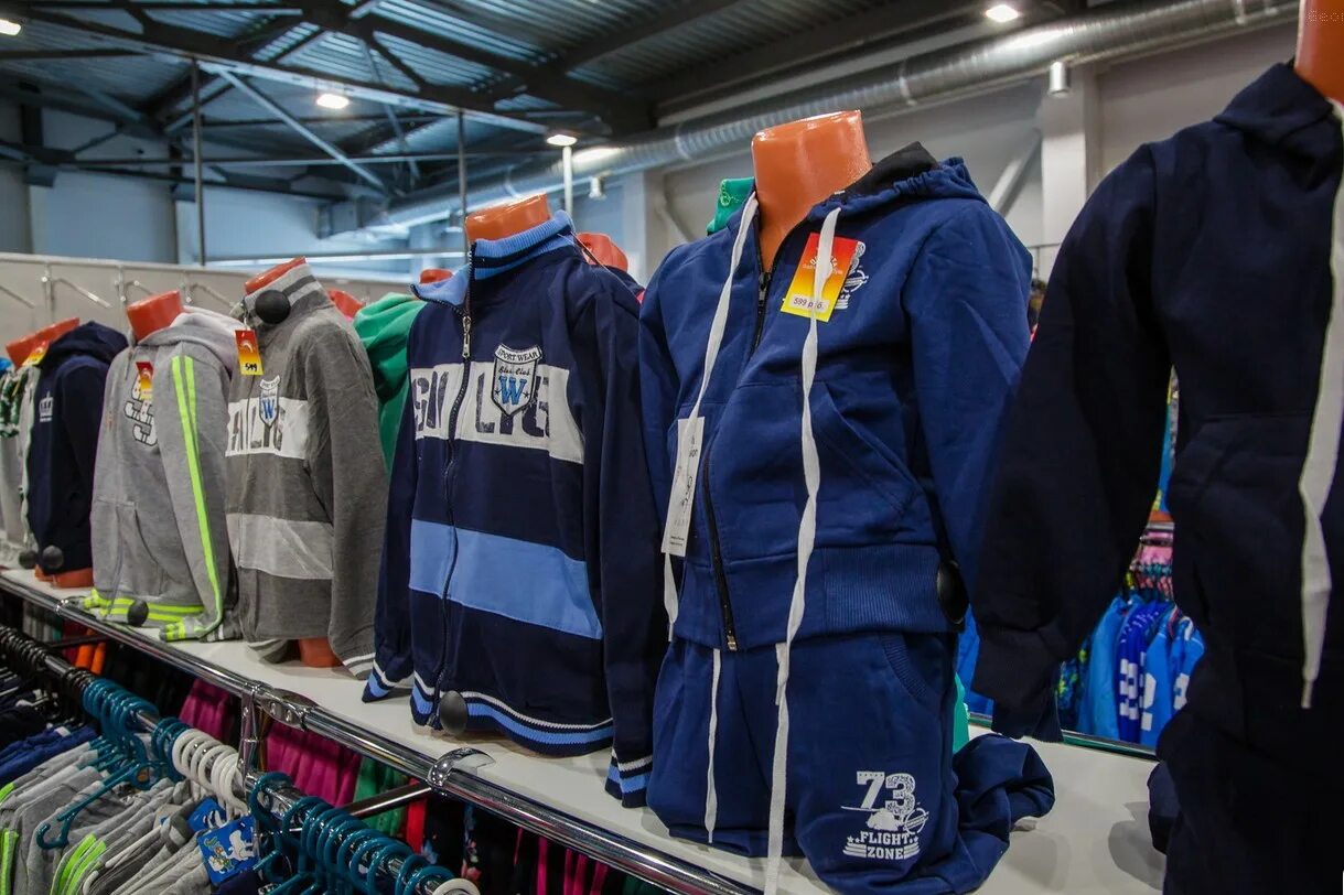 малибу бутики. магазины спортивной одежды мужская в липецке. яркий спортивный костюм мужской. Spartivka nike. Puma костюм спортивный женский 5204.