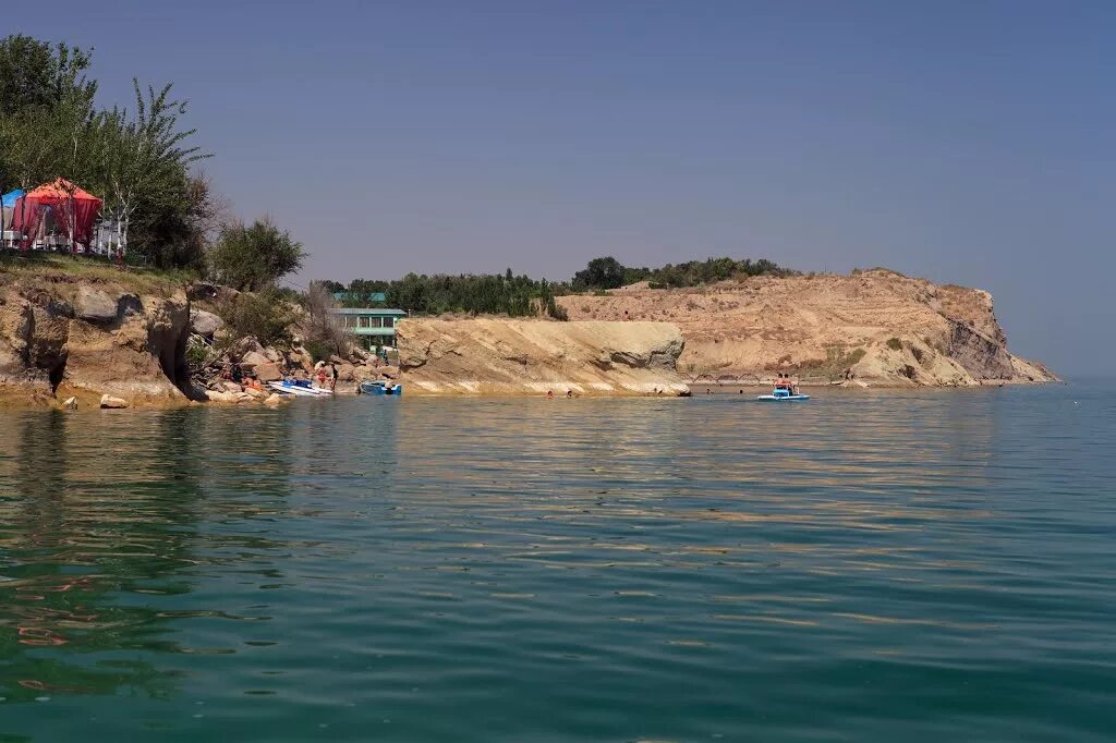 таджикистан кайраккум сув омбори. пляж кайраккум таджикистан. город кайраккум таджикистан. таджикистан ленинабад кайраккум. кайраккумское водохранилище таджикистан.