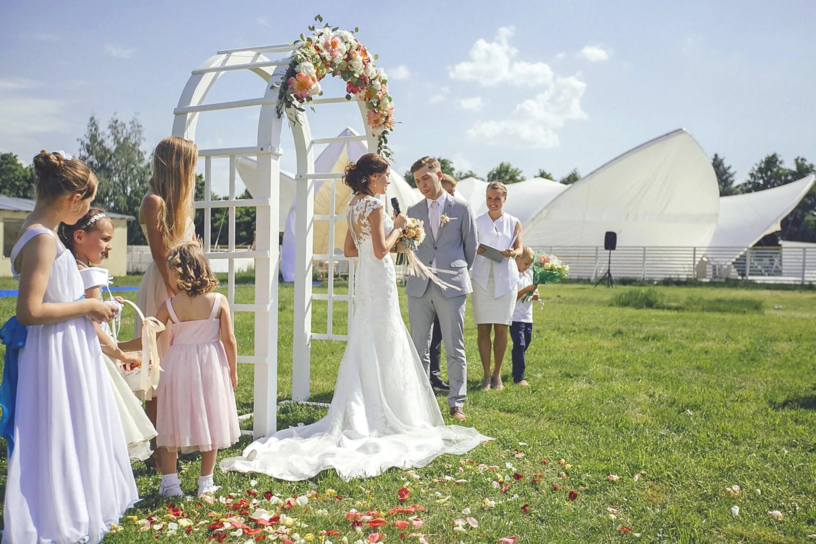Где можно отпраздновать свадьбу. Свадьба на базе отдыха. Свадьба на турбазе. Свадьба на природе турбаза. Фотосессия выездная регистрация.