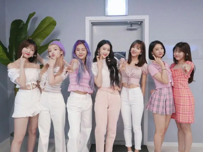 Группа oh my girl. Группа cupid. Oh my girl участницы 2020. Май герл май ворлд. Май герл.