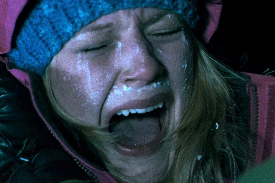 Весь город начал замерзать название. Кевин Зегерс замерзшие. Замёрзшие Frozen (2010). Ужасы, триллер, драма.