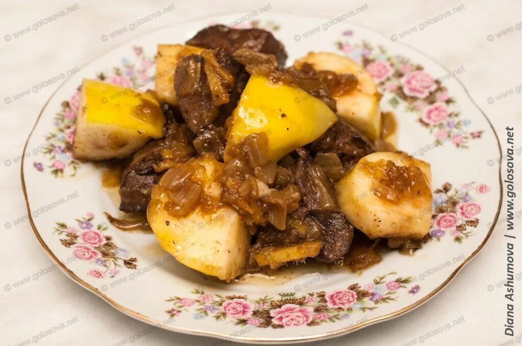 Печень жареная с яблоками. Печень по берлински с яблоками. Печень жареная с яблоками. Печень жареная с яблоками. Печень жареная с яблоками.