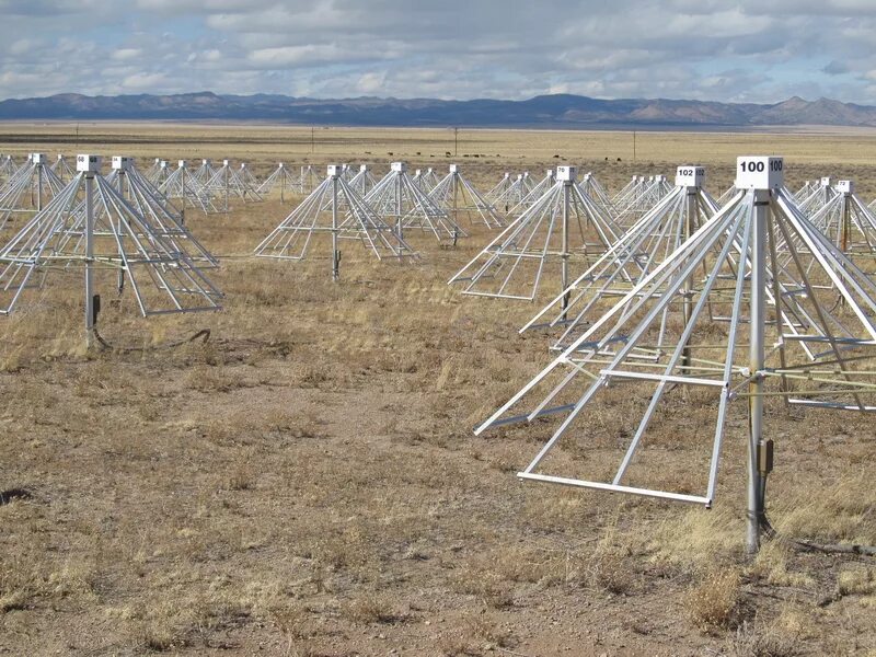 Характеристика массива. Радиотелескопы астрономия. Large field array картина. Телескоп на радиоастрономии. Свойства массива.