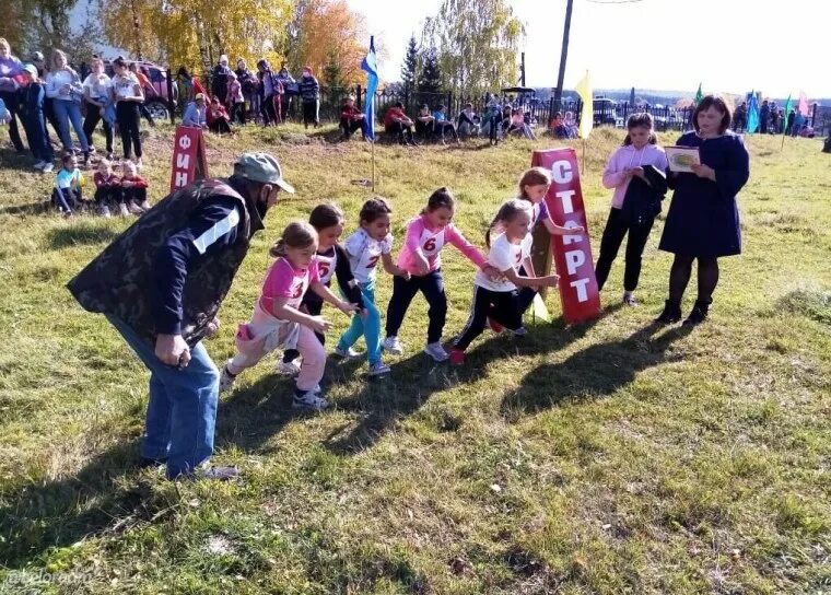 Погода в тукане белорецком. Тукан село Башкортостан. Поселок Тукан Белорецкий район. Школа Тукан Белорецкий район. Башкортостан Белорецкий район село Тукан.