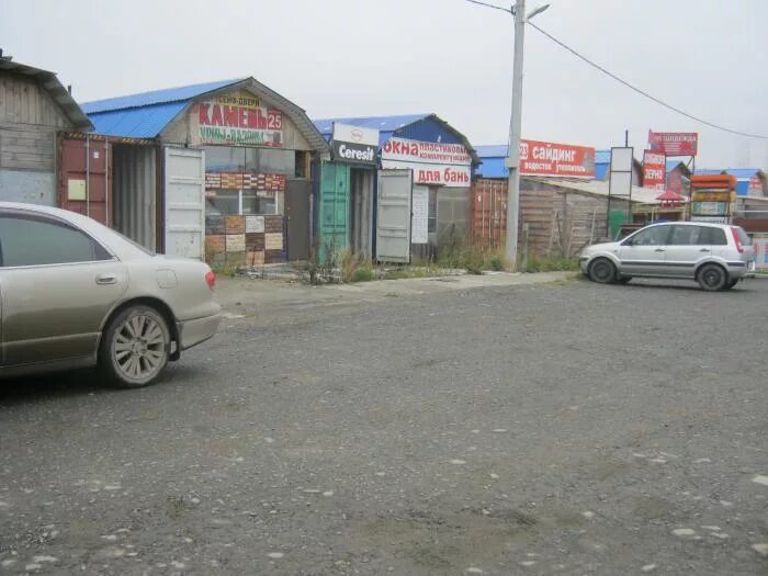 Верхняя березка. Торговая площадь берёзка. Рынок берёзка в верхней Пышме. Рынок Березка Екатеринбург Космонавтов. Строительный рынок Березка на Космонавтов Екатеринбург.