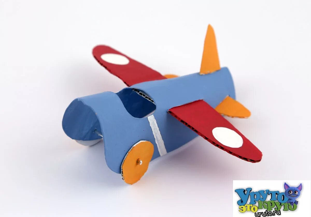 Самолет технология 4 класс. Поделка самолет. Самолет из картона. Самолёт из картона для детей. Самолет поделка для детей.