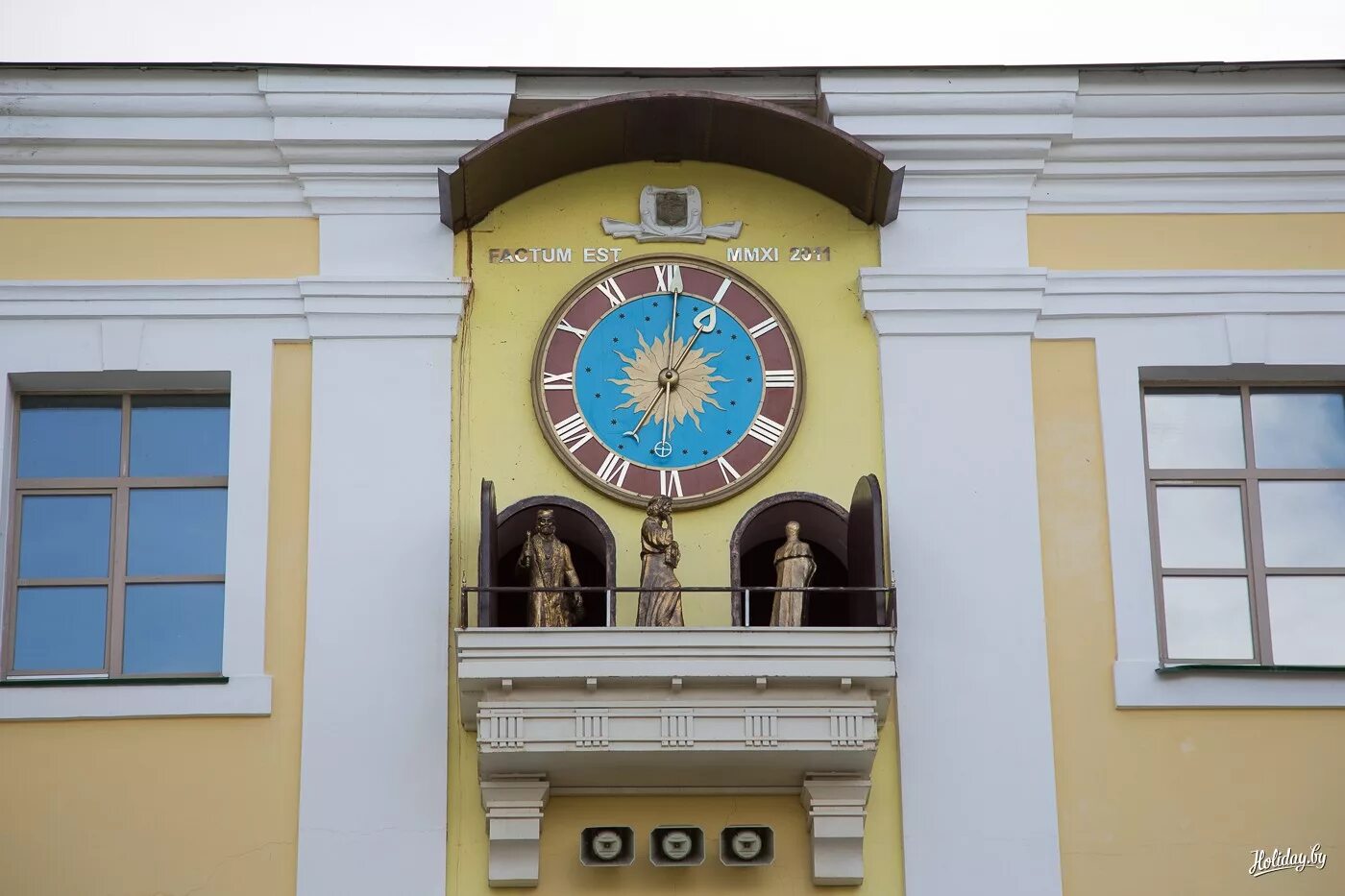 университет часы. полоцкий иезуитский коллегиум xviii века. полоцк часы. часы в полоцке. полоцк часы.